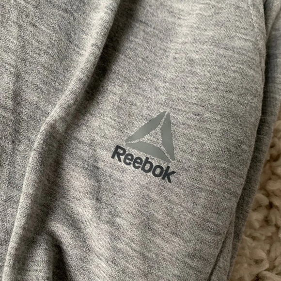 Reebok joggers - Picture 2 of 3